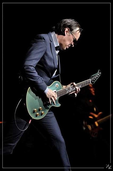 60440  Joe Bonamassa 10-06-2014 (Zz) (p).jpg